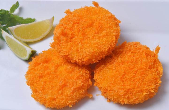 Breaded pangasius cakes